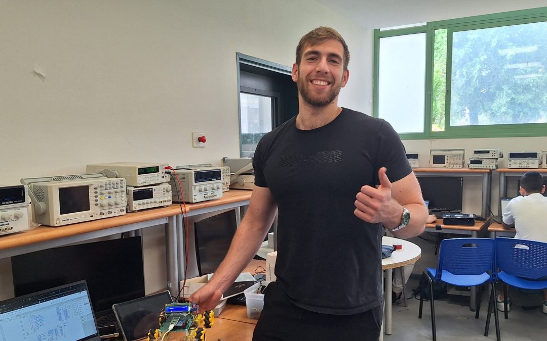 CAE Project: Eyal’s “Smart Glove”